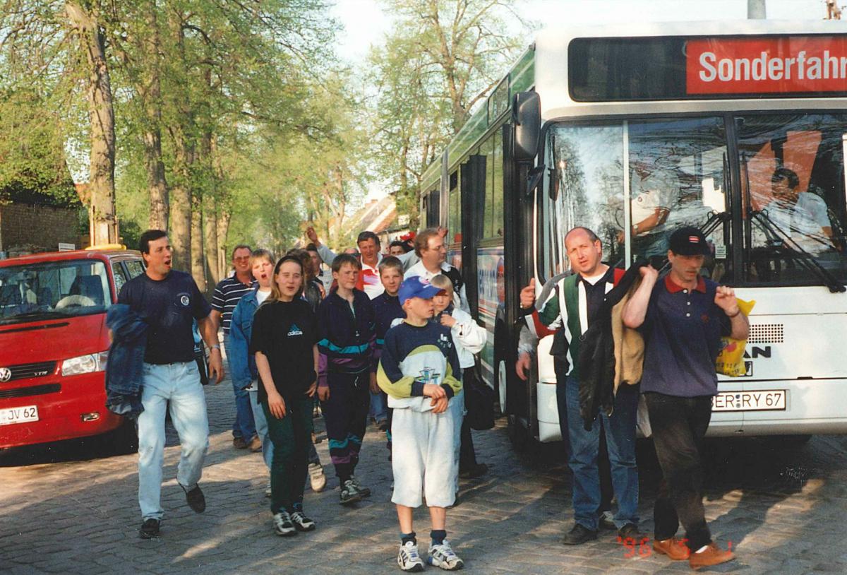 1996 Busfahrt zum Pokalendspiel nach Finow
